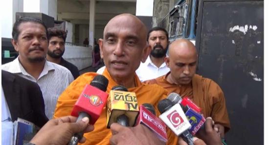 පූජ්‍ය අතුරලියේ රතන හිමිට ඇප..